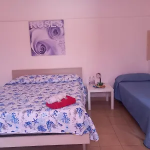 ** Bed & Breakfast Bed And Fly Aeroporto Fontanarossa Reception H24 Bagno Privato In Itálie