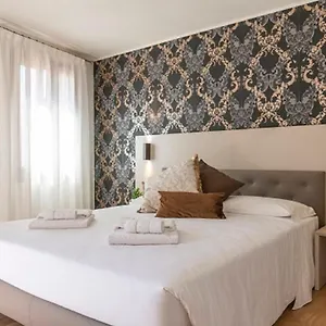  Otel Grifoni İtalya