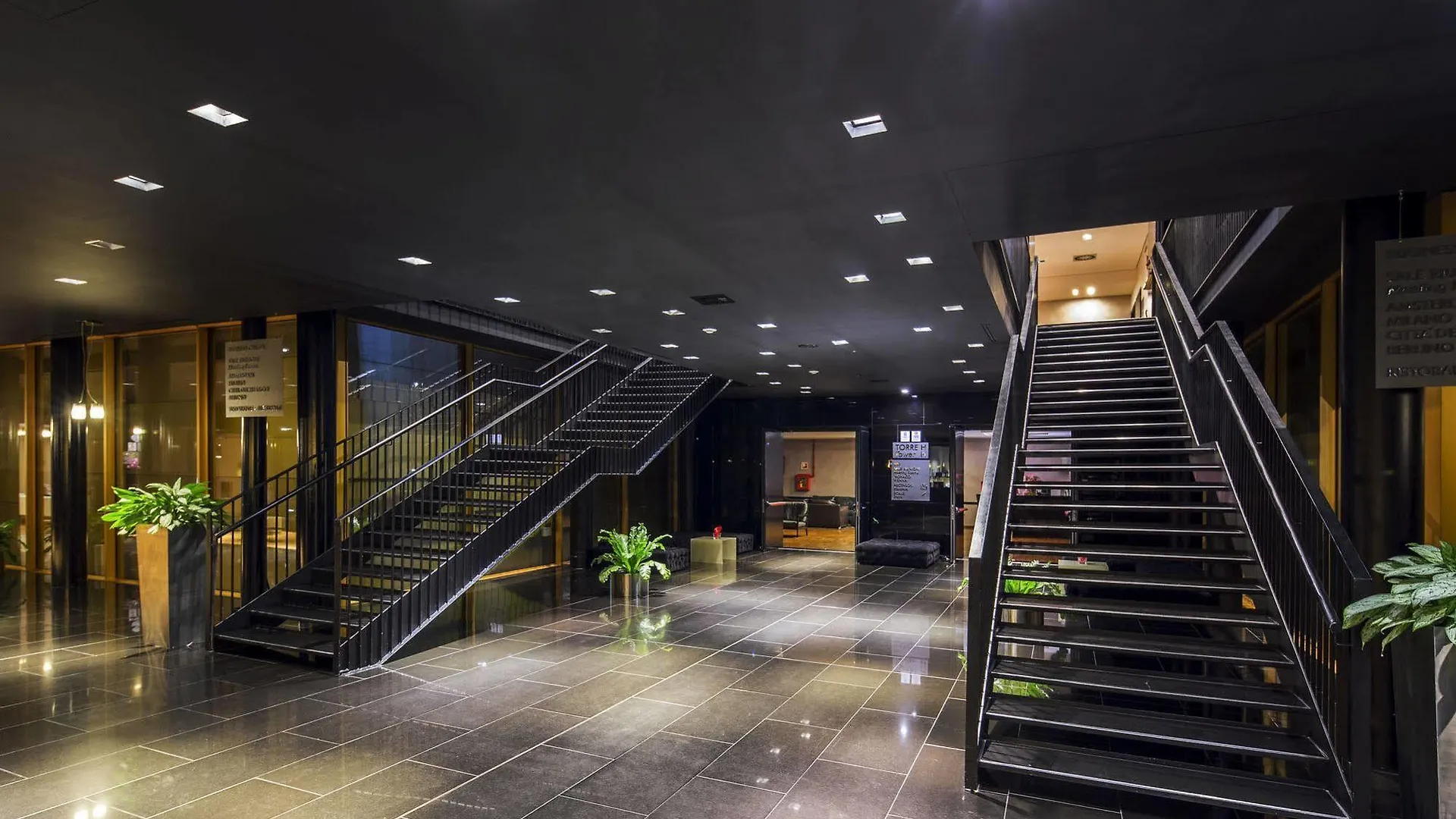 Nh Milano Fiera Otel Rho 4*,  İtalya